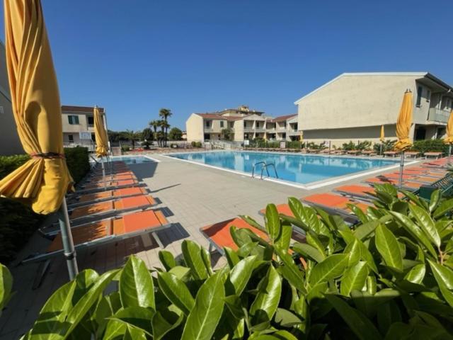 Apartament With Swimming Pool Appartamento Caorle Esterno foto