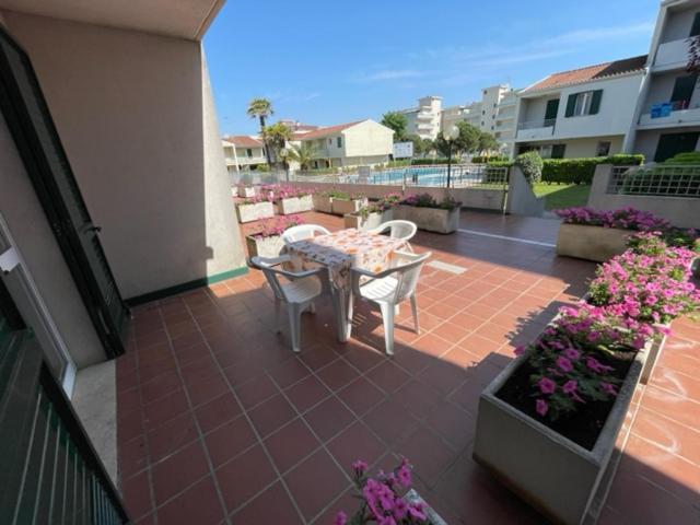 Apartament With Swimming Pool Appartamento Caorle Esterno foto