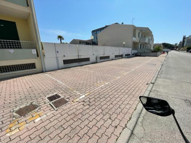 Apartament With Swimming Pool Appartamento Caorle Esterno foto